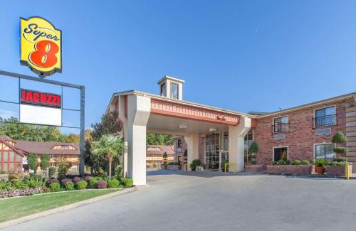 Tyler Hotel | Super 8 by Wyndham Tyler TX