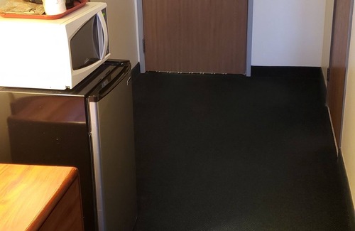 Windsor Hotel | Super 8 by Wyndham Windsor