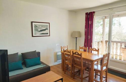 Besse-et-Saint-Anastaise Apartment | Super Besse 5/6 pers. Vue sur les monts du cantal
