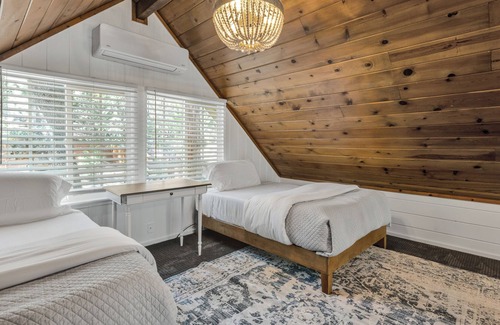 Pine Cove House | Super Chic Pines Hideaway - A Ryson Property