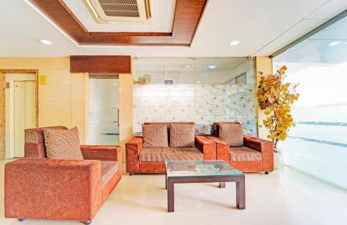 Ram Nagar Hotel | Super Collection O Gandhipuram