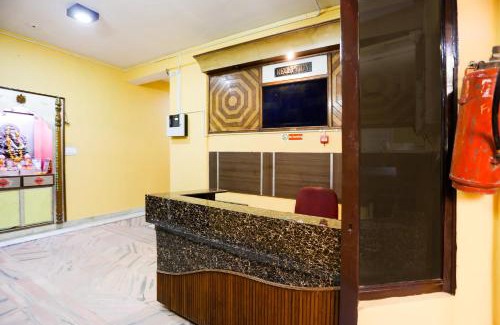 Sitapur Hotel | Super Collection O Nimisha Jail Rd