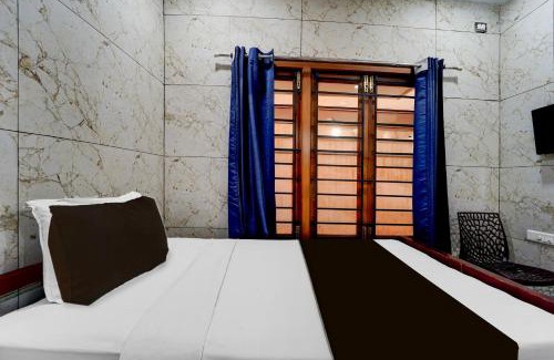 Gandhipuram Hotel | Super Collection O Omni Bus Terminal Gandhipuram Formerly Apple Grand