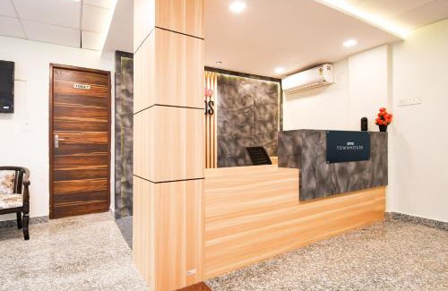 Bhubaneshwar Hotel | Super Collection O Sayhallo Narcos