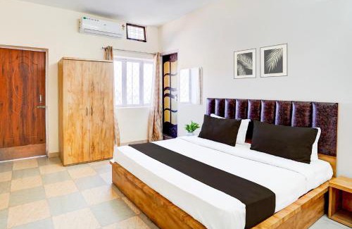 Khattalwada Hotel | Super Hotel O Sudhowala Near Nanda ki Chowk