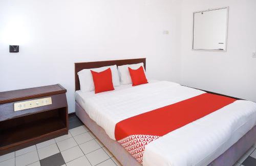 Miri Hotel | Super OYO 1018 Telang Usan Hotel Miri