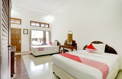 Diponegoro Hotel | Super OYO 3261 Hotel Ratu