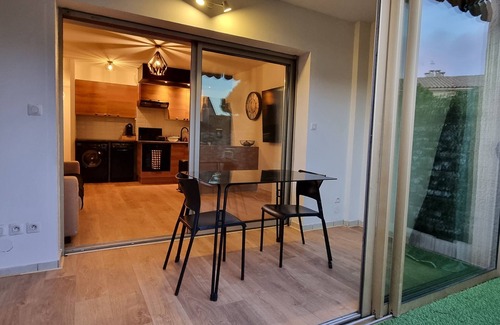 Antibes Apartment | Superb 2-room garden apartment in quiet location near the sea