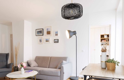 19th Arrondissement Apartment | Superb apartment - Buttes-Chaumont - Mobility lease