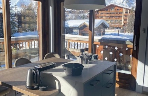 Val-d'Isere Apartment | Superb apartment on the snow front