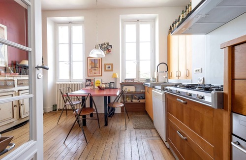 Saint Seurin - Fondaudege Apartment | Superb apartment, terrace with view, quiet+.