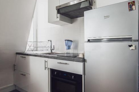 Auteuil Apartment | Superb Bright Studio Next To The Seine