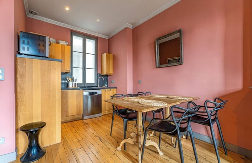 Bordeaux City Centre Apartment | Superb flat for 5 people ideally located Place Gambetta