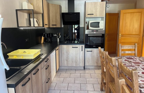 Valloire House | superb mountain chalet, quiet location not far from amenities.