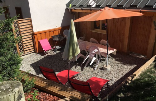 Valloire House | superb mountain chalet, quiet location not far from amenities.