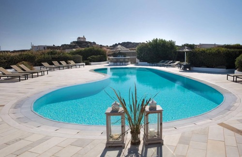 Plintri Villa | Superb Saint Isidoros Villa | Baos 4 |.