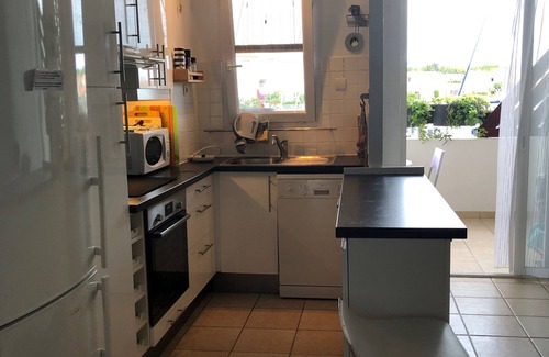 Saint-Cyprien Plage Apartment | Superb spacious 3* Modern Apartment On Marina/Sea Views, Walk To Beach/Port
