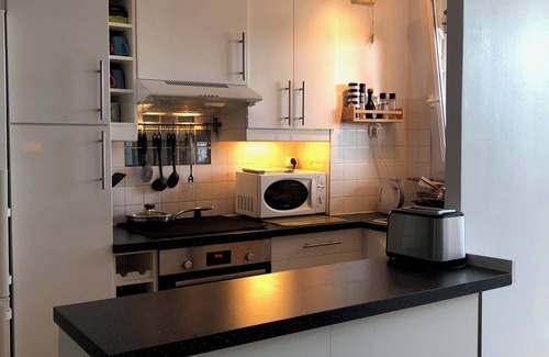 Saint-Cyprien Plage Apartment | Superb spacious 3* Modern Apartment On Marina/Sea Views, Walk To Beach/Port