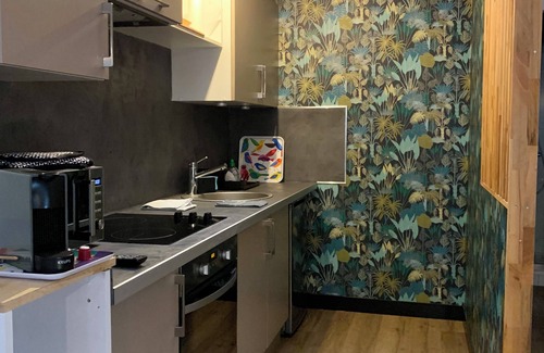 La Rochelle City Centre Apartment | Superb T2 apartment 200m from the port, in a very quiet street