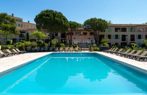 Pont Royal Apartment | Superb T2 + Terrace. Direct acces golf course+pool
