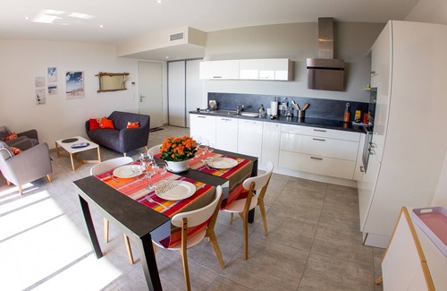 Argeles Plage Apartment | SUPERB T3-70m2- ON THE BEACH -CLIMATE- 30m2 TERRACE- WIFI-