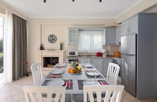 Petaleia Villa | Superb Villa with A/C, Private Pool, Panoramic Sea Views over the Bay of San Stefanos & Coastline!