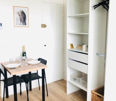 Villeneuve Loubet Beach Apartment | Superbe appartement front de mer