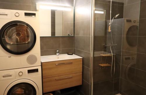 Les Gets Apartment | Superbe Appartement 4 Étoiles, 2 Chambres, Proche Pistes, Balcon, Parking, Ski & Vélo - FR-1-623-329