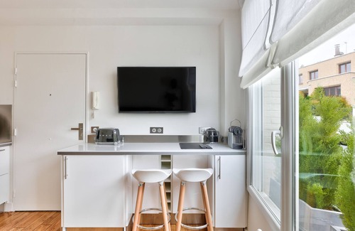 Suresnes Apartment | Superbe Appartement Situé à 10 Minutes de Défense