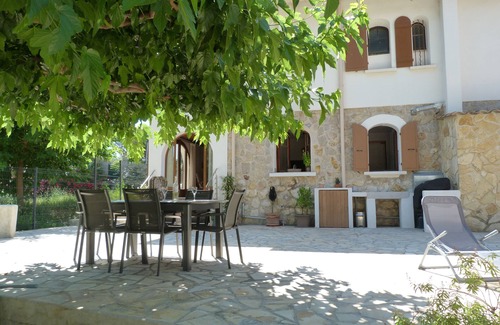 La Seyne-sur-Mer Villa | Superbe bas de Villa à 80m de la mer