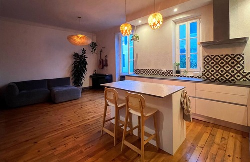 Biarritz House | Superbe Maison de Ville de 200m2, 5 Chambres, Terrasse, 10 min de la Plage