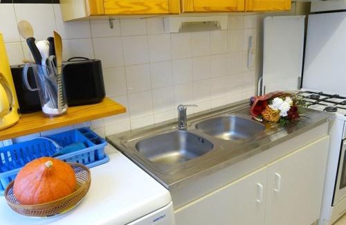 Bagneres-de-Luchon Apartment | Superbe T3 pour 7 pers. avec Wi-Fi et Parking à Luchon - FR-1-313-188