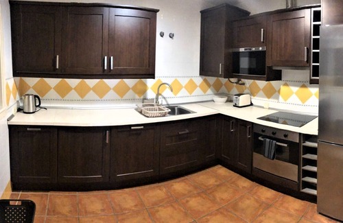 New Golden Mile Apartment | Superior 2 Bedroom Apartment Minutes from Beaches andPuerto Banus