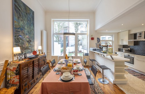 Ixelles Bed & Breakfast | Superior Double Room - Bed & Breakfast - Free Breakfast + Gym
