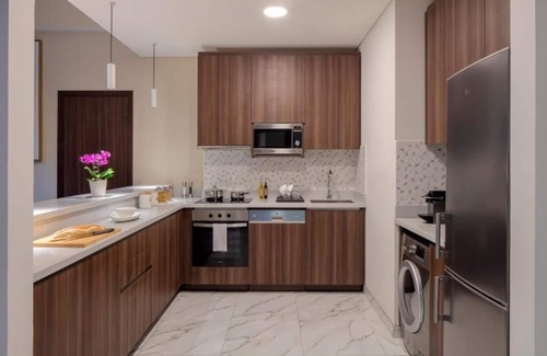 Dubai Media City House | Superior Duplex Apartment Near Mina Seyahi Beach