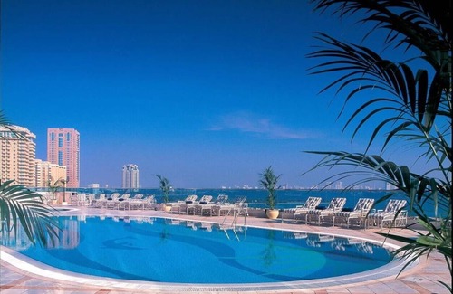 Al Majaz Apartment | Superior King Room Near By Al Majaz Island