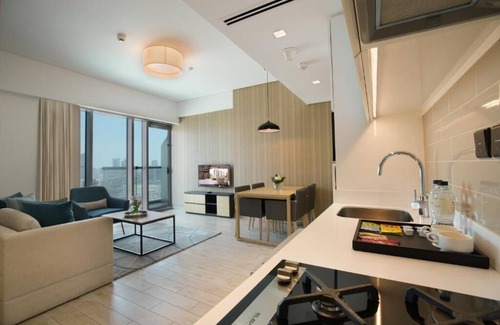 Al Barsha Apartment | Superior One Bedroom Apartment Near Circle Mall 01