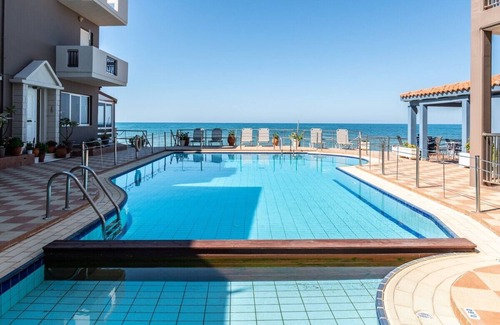 Kato Stalos House | Superior sea view room