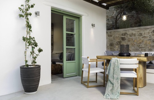 Panormos Villa | Superior Suite With Private Pool and sea View