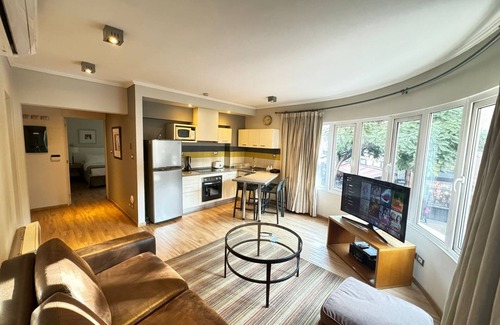 Downtown Santiago Apartment | Superior two-bedroom apartment in the heart of the Lastarria neighborhood