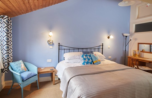 Hickling Bed & Breakfast | Superking En-Suite @ The Dairy Barns