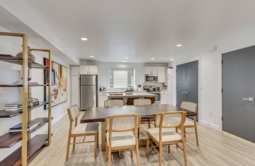 Downtown Salt Lake City House | Supreme Urban Adventurers' Townhouse 2 Suites/2.5BA +Garagen