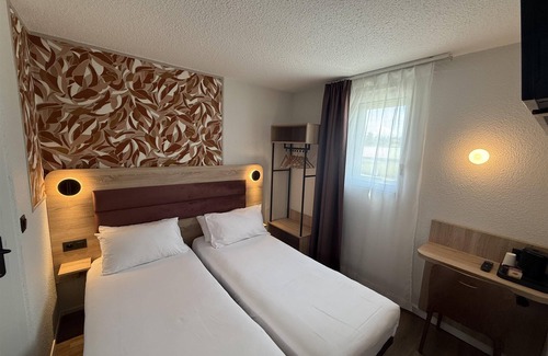 Bourg-les-Valence Hotel | Sure Hotel by Best Western Valence Nord