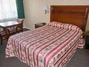 Downtown Hotel | SureStay by Best Western Fresno Central