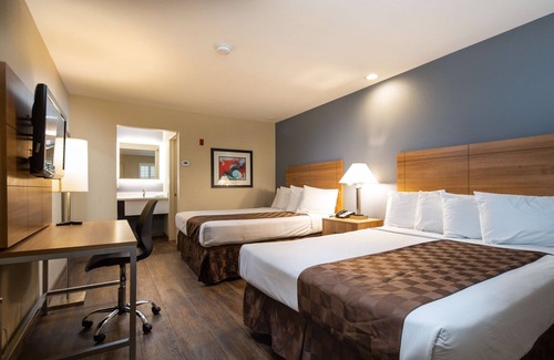 Fairfield Hotel | SureStay Hotel by Best Western Fairfield Napa Valley