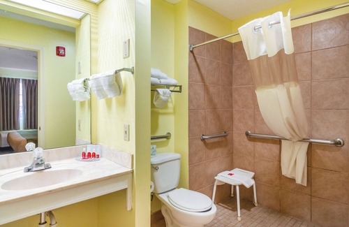 Brunswick Hotel | SureStay Hotel by Best Western Brunswick