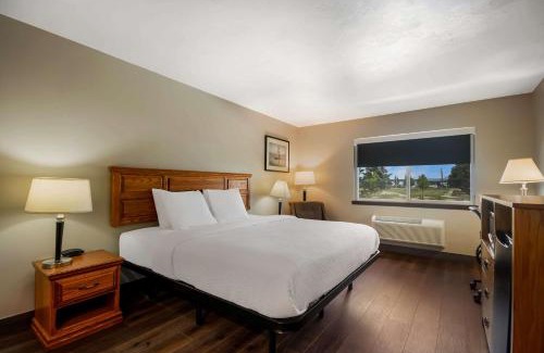 Rexburg Hotel | SureStay Plus Hotel by Best Western Rexburg