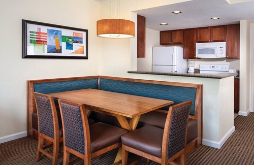 Townsite Hotel | Surf at wonderful Oceanside right across from beach with pool & views.