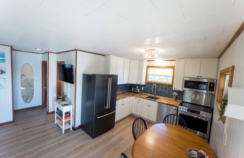 Avon House | Surf Side Bungalow- Ocean front with 3 story deck