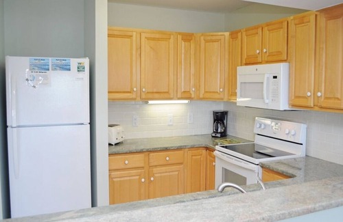 Surf City House | Surf Side - Oceanfront 5 BR home in the heart of Surf City! Dog Friendly!